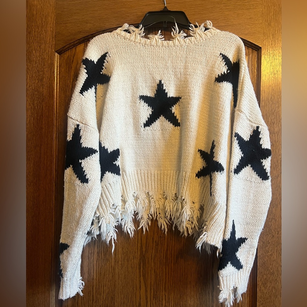 Fringed Star Sweater - Black and Cream with V-neck back or front